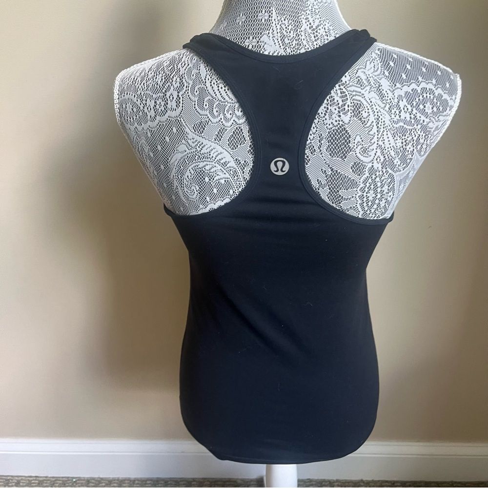 Lululemon Cool Racerback Black RARE Vintage Logo Size 4 *Original Fit Luon - Picture 4 of 7